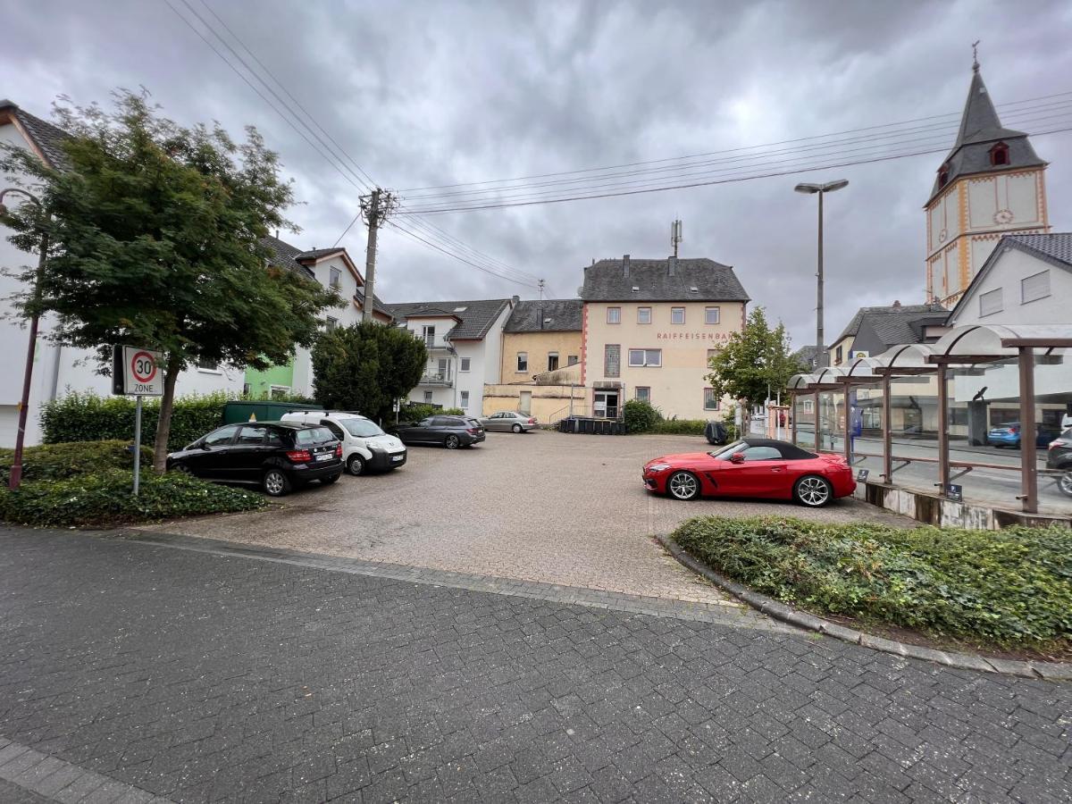 Gross, Modern, Vollausgestattet, Gemuetlich Mit Kueche Und Parkplatz Fuer Urlaub Oder Business Apartment Kettig Luaran gambar